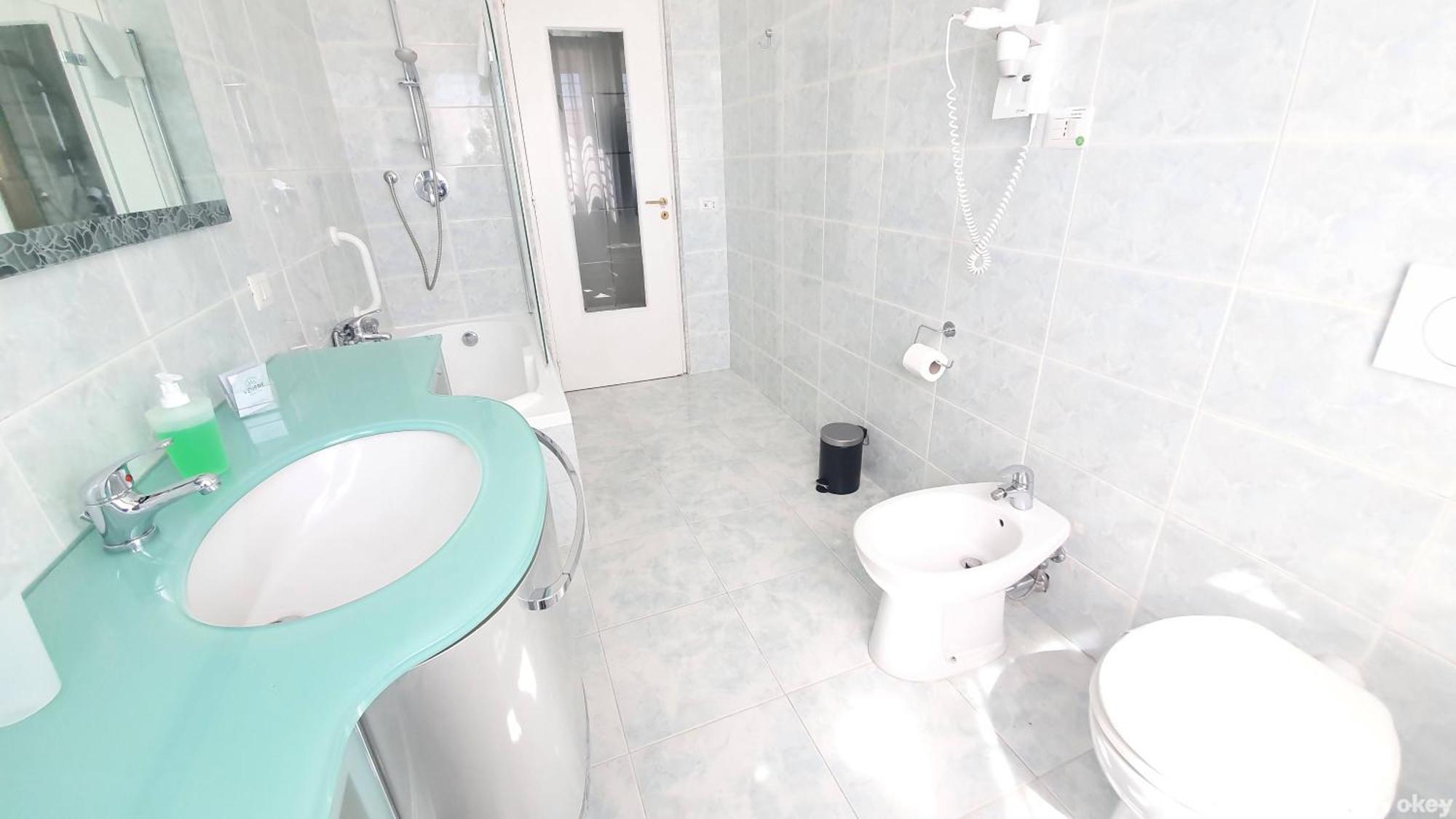 Limited Edition Guesthouse Bari Eksteriør bilde